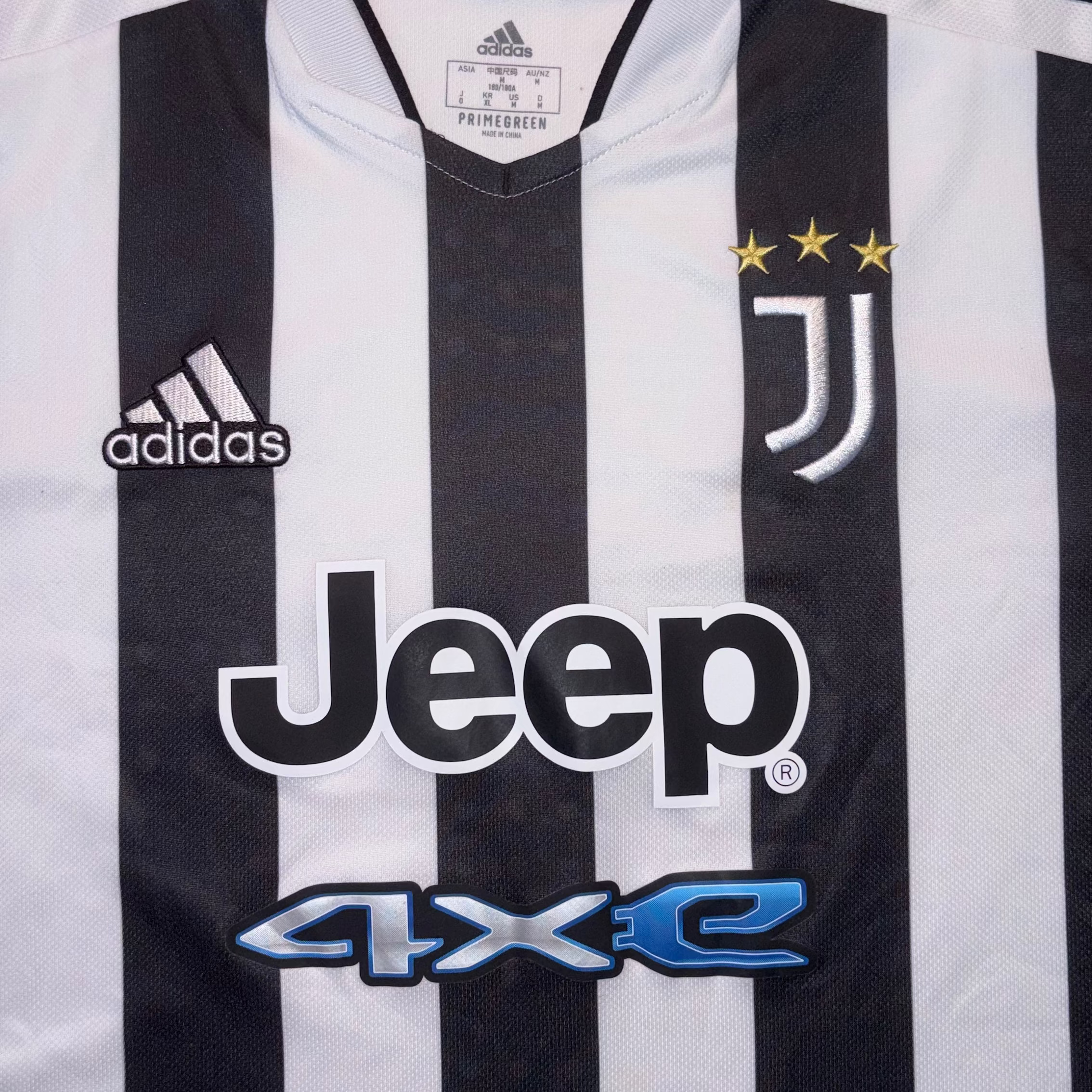 Juventus 2021/22 Home Kit L