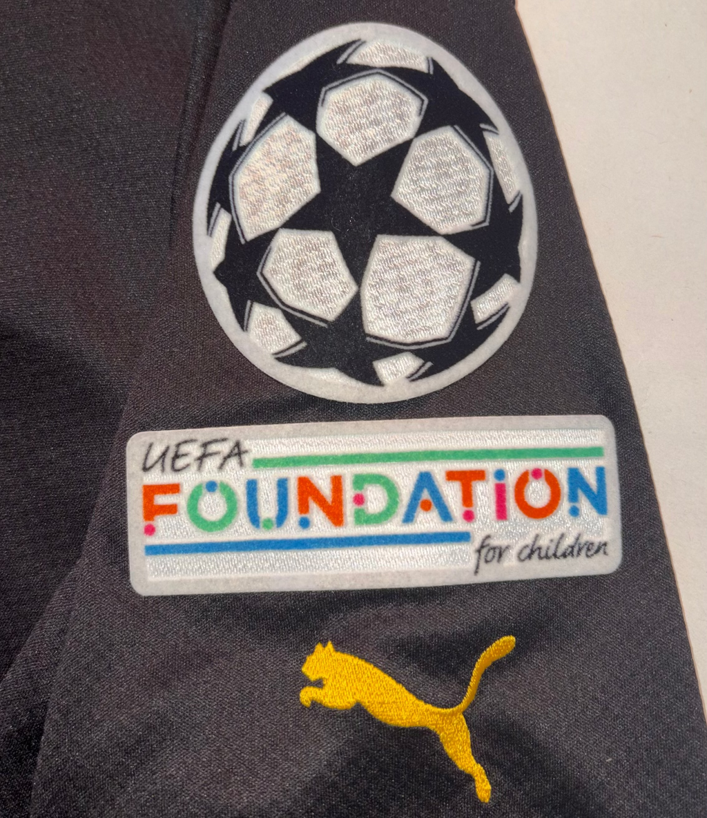 Manchester City 2022/23 Away Kit RÚBEN M